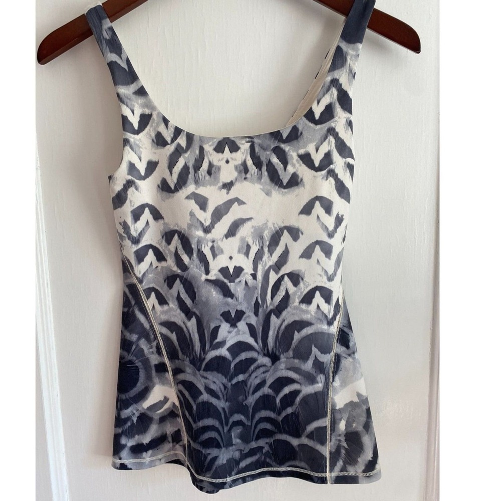 Lululemon Size 4 Tank Top Cream Black Gray Abstarct Scoop Neck